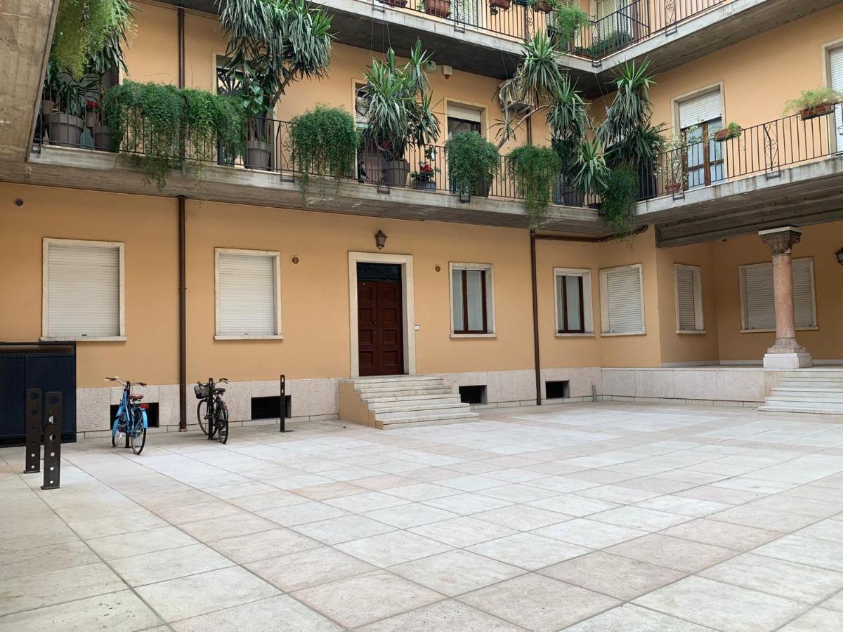 Un Nido Sull'Arena - Royal Welcome Vérone Extérieur photo